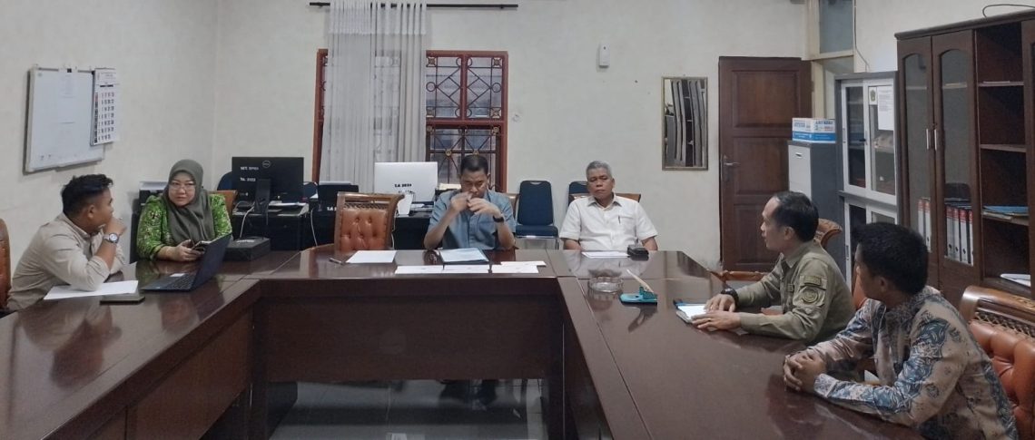 Foto rapat kerja KPID Jambi bersama DPRD Komisi I Provinsi Jambi
