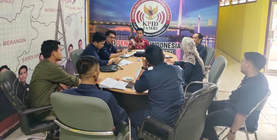 Rapat Dugaan Pelanggaran Program Siaran Oleh TV & Radio Temuan Bidang Pengawas Isi Siaran